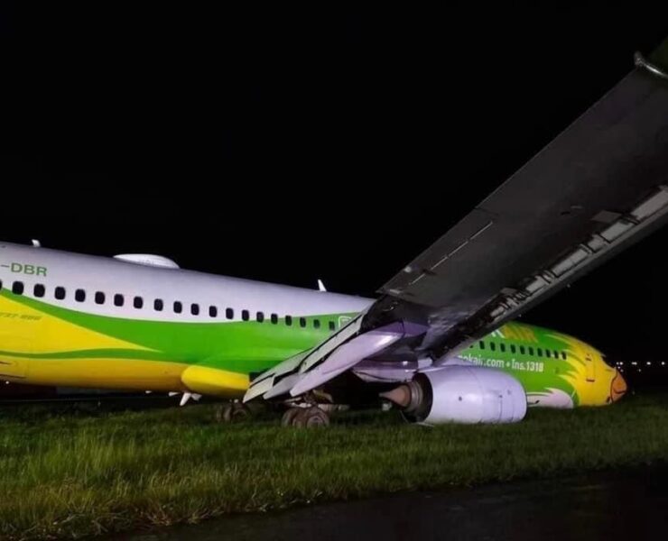 Nok Air Boeing skids off