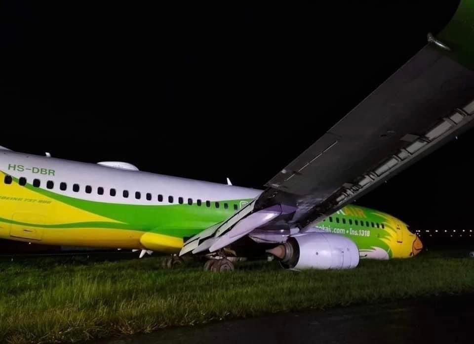 Nok Air Boeing skids off