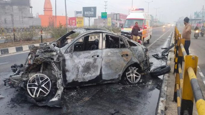 Indian Cricketer Rishabh Pant Gets Injured in a Road Accident
