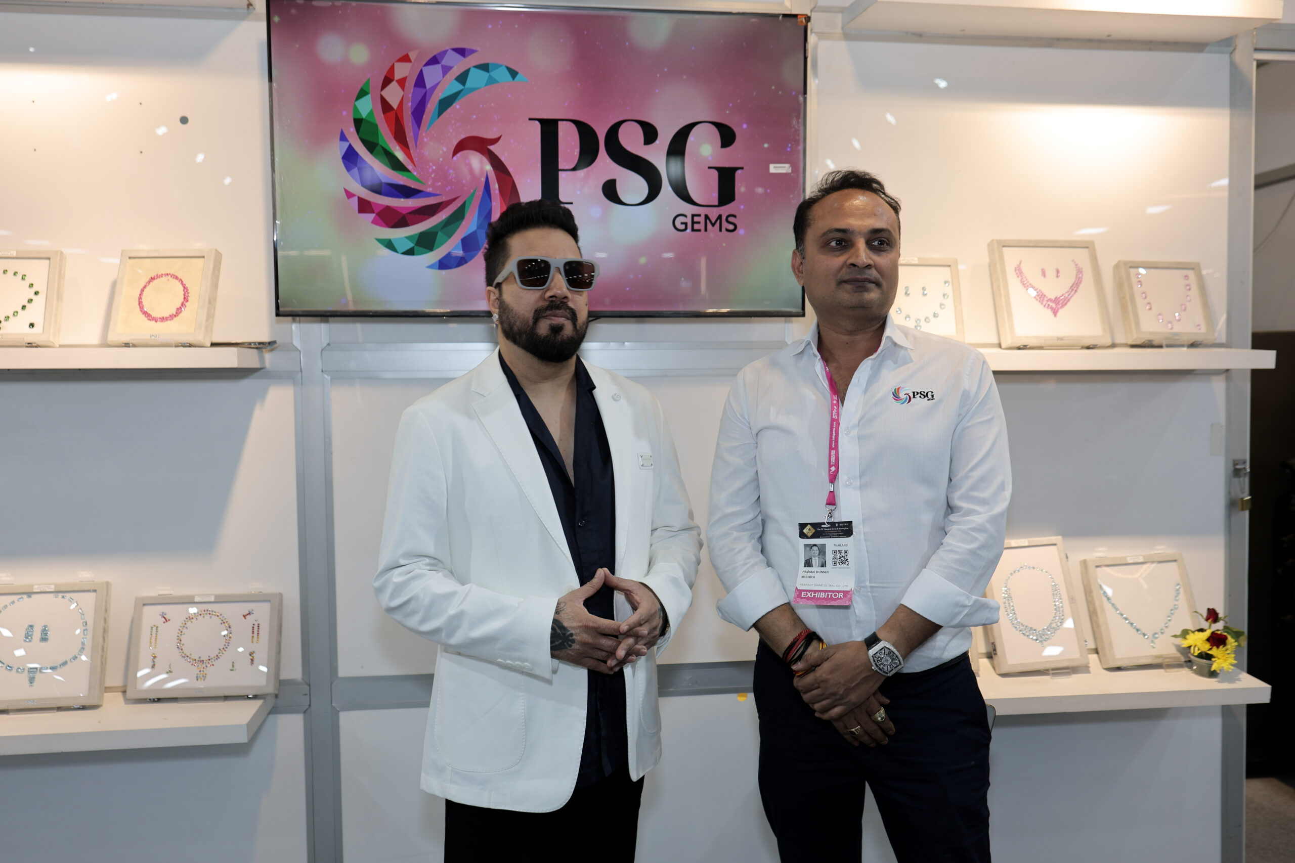 Mika Singh Visits Perfect Shine Gems at Bangkok